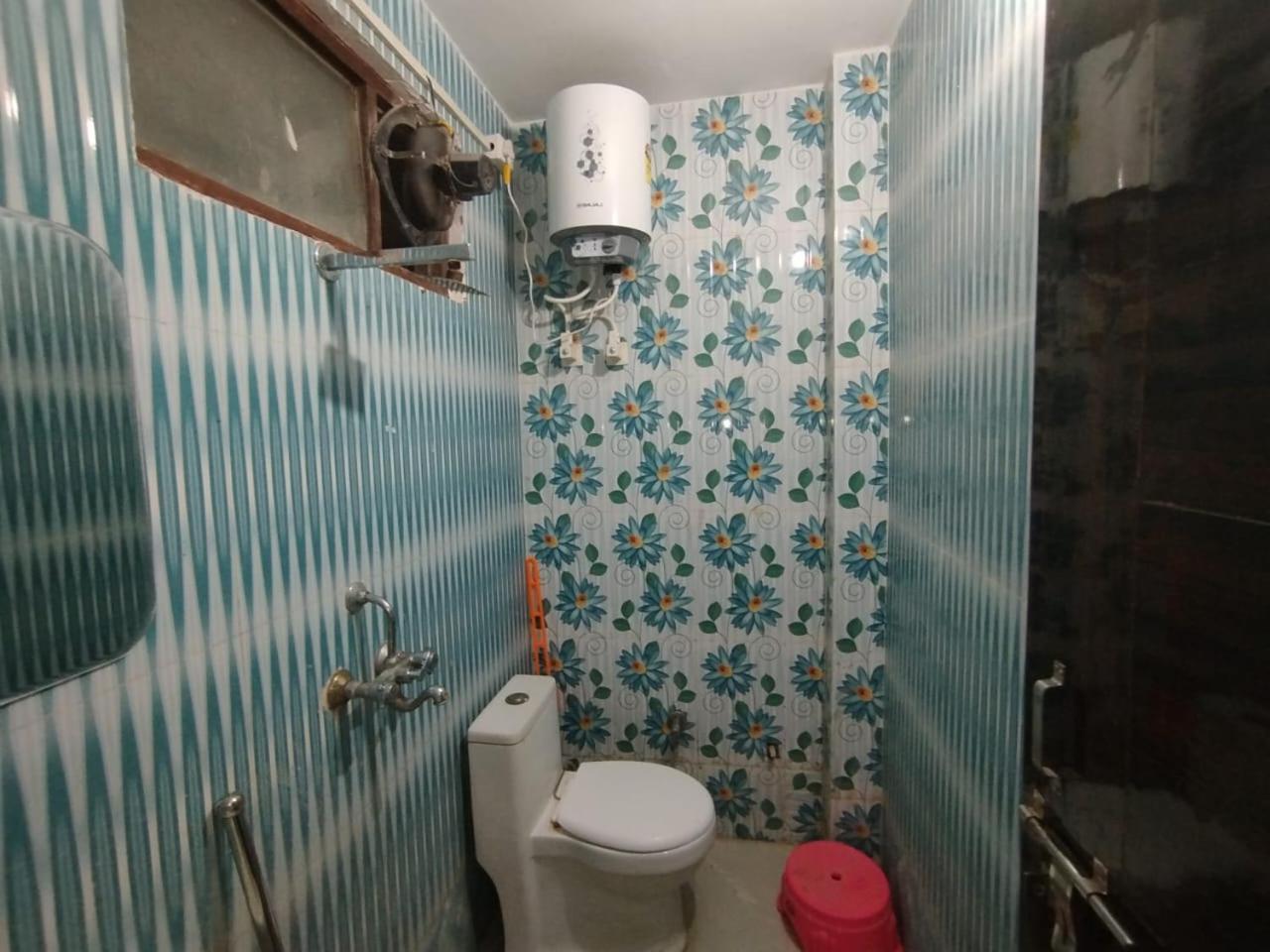 Flat In Apartment *
